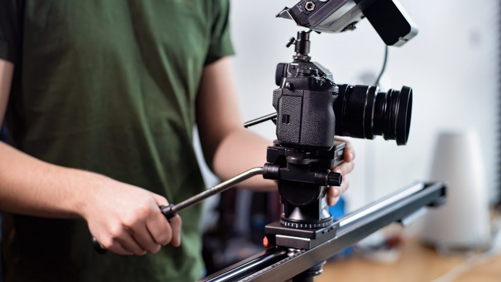 How Photography and Videography Services Boost Online Sales in E-commerce