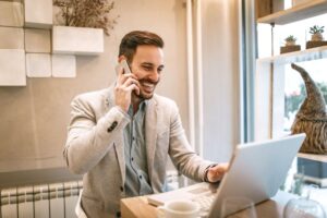 The Rise of Mobile Trading with Forex Broker Platforms in Vietnam