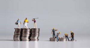 Wealth Distribution and Income Inequality