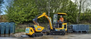 Ailisheng Electric Mini Digger for Sale Compared to Conventional Mini Diggers